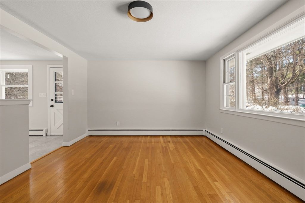 41 Scadding Street Taunton, MA 02780 - Photo 11 of 29