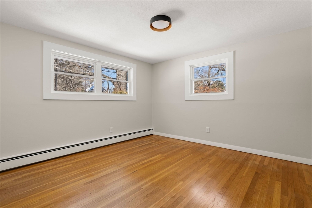 41 Scadding Street Taunton, MA 02780 - Photo 19 of 29