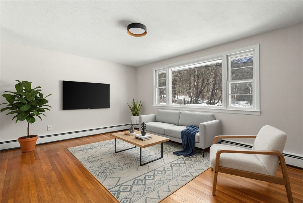 41 Scadding Street Taunton, MA 02780 - Photo 4 of 29