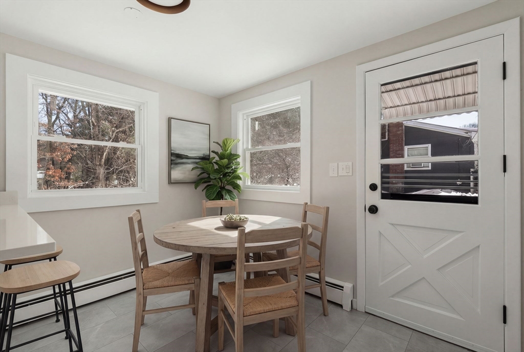 41 Scadding Street Taunton, MA 02780 - Photo 5 of 29