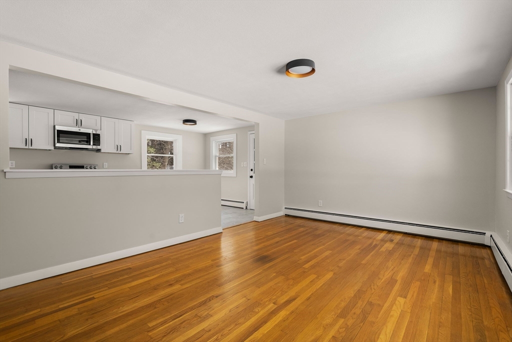 41 Scadding Street Taunton, MA 02780 - Photo 9 of 29