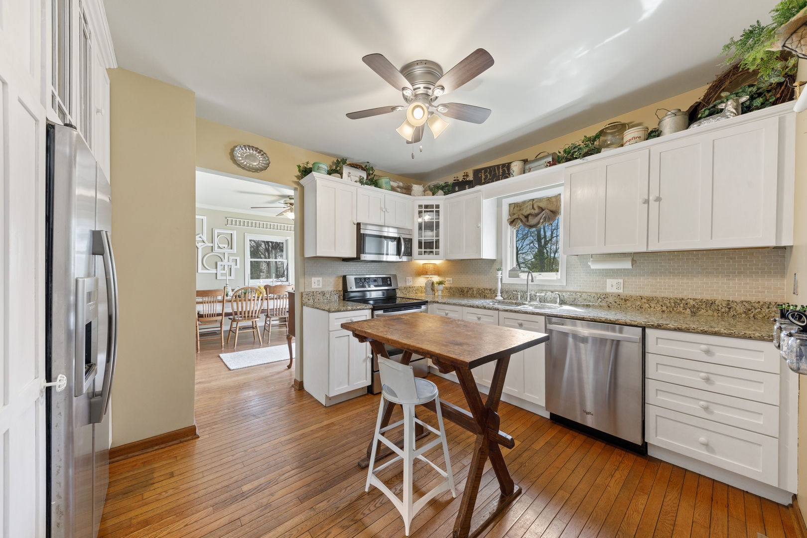 N070 Pleasant Hill Road Wheaton, IL 60187 - Photo 13 of 30