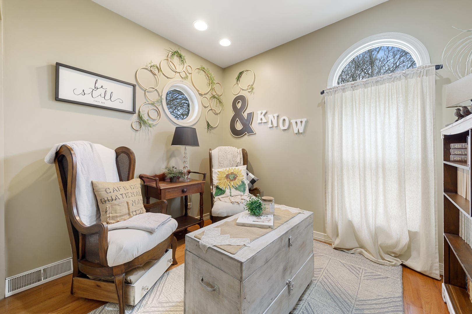 N070 Pleasant Hill Road Wheaton, IL 60187 - Photo 16 of 30