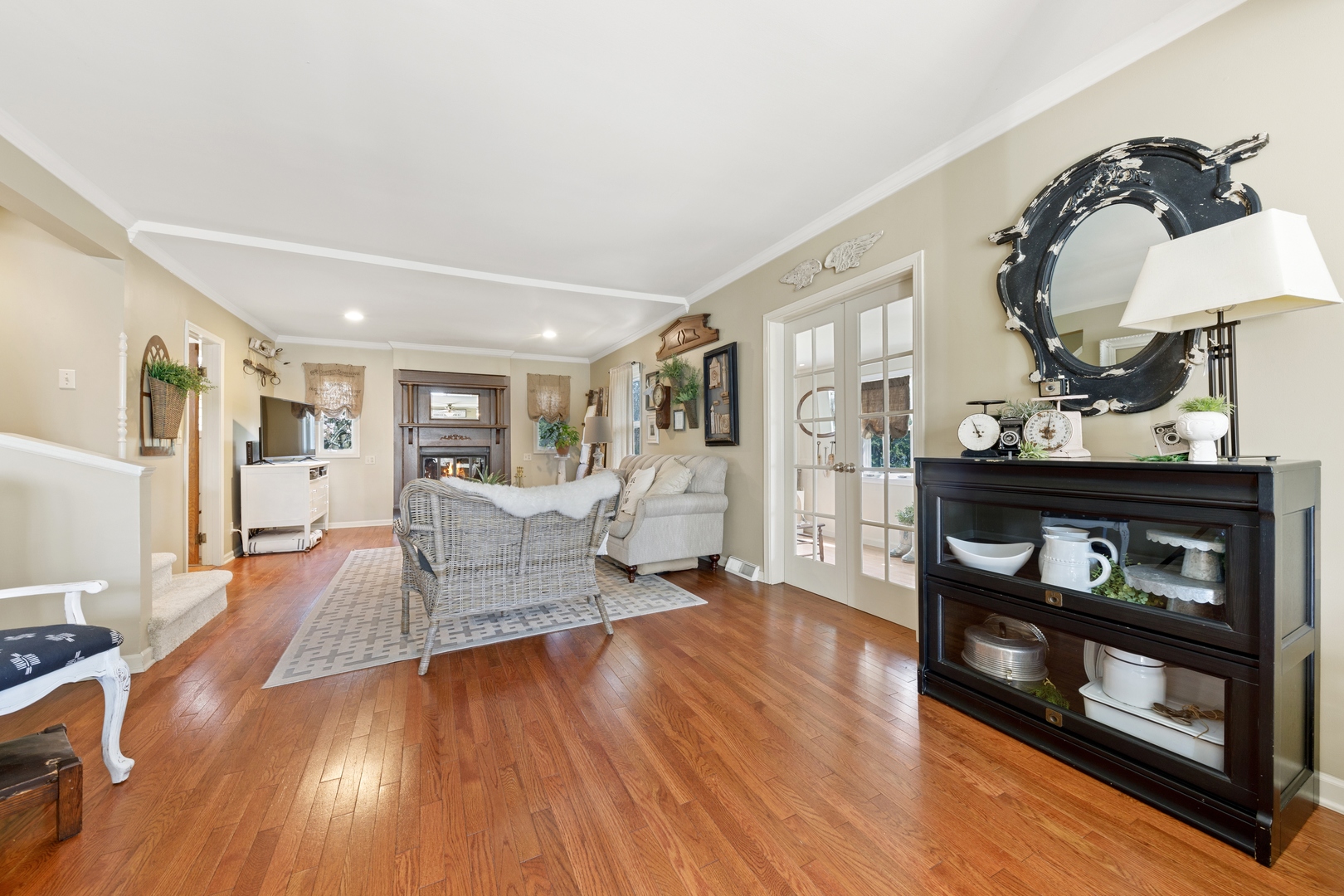 N070 Pleasant Hill Road Wheaton, IL 60187 - Photo 7 of 30