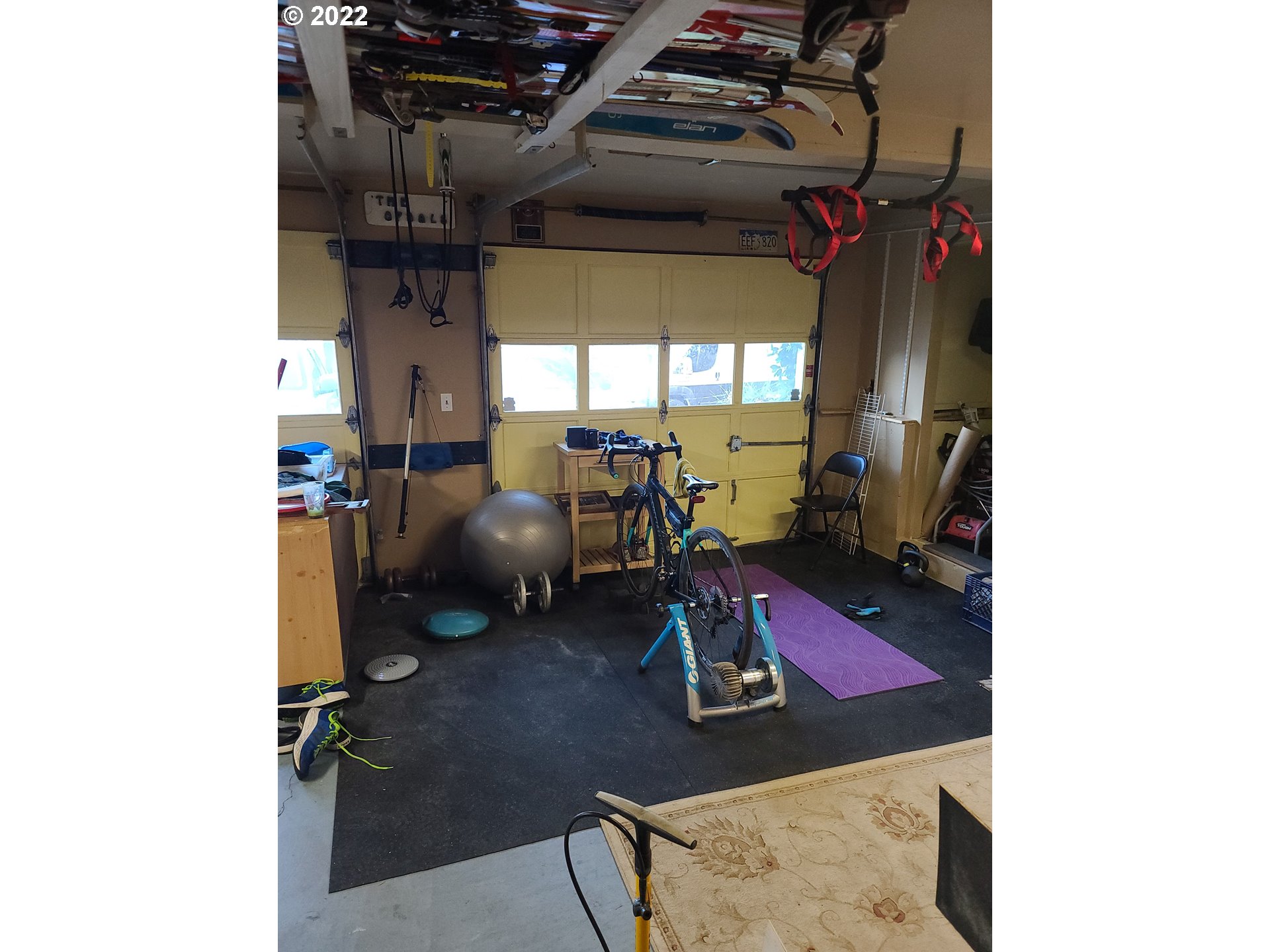 541 Hamilton Street Springfield, OR 97477 - Photo 8 of 15 a view of a room with gym equipment