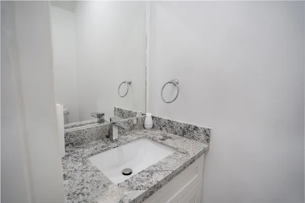 $1,850 | 7914 Laura Koppe Road, Unit B, Houston, TX 77028