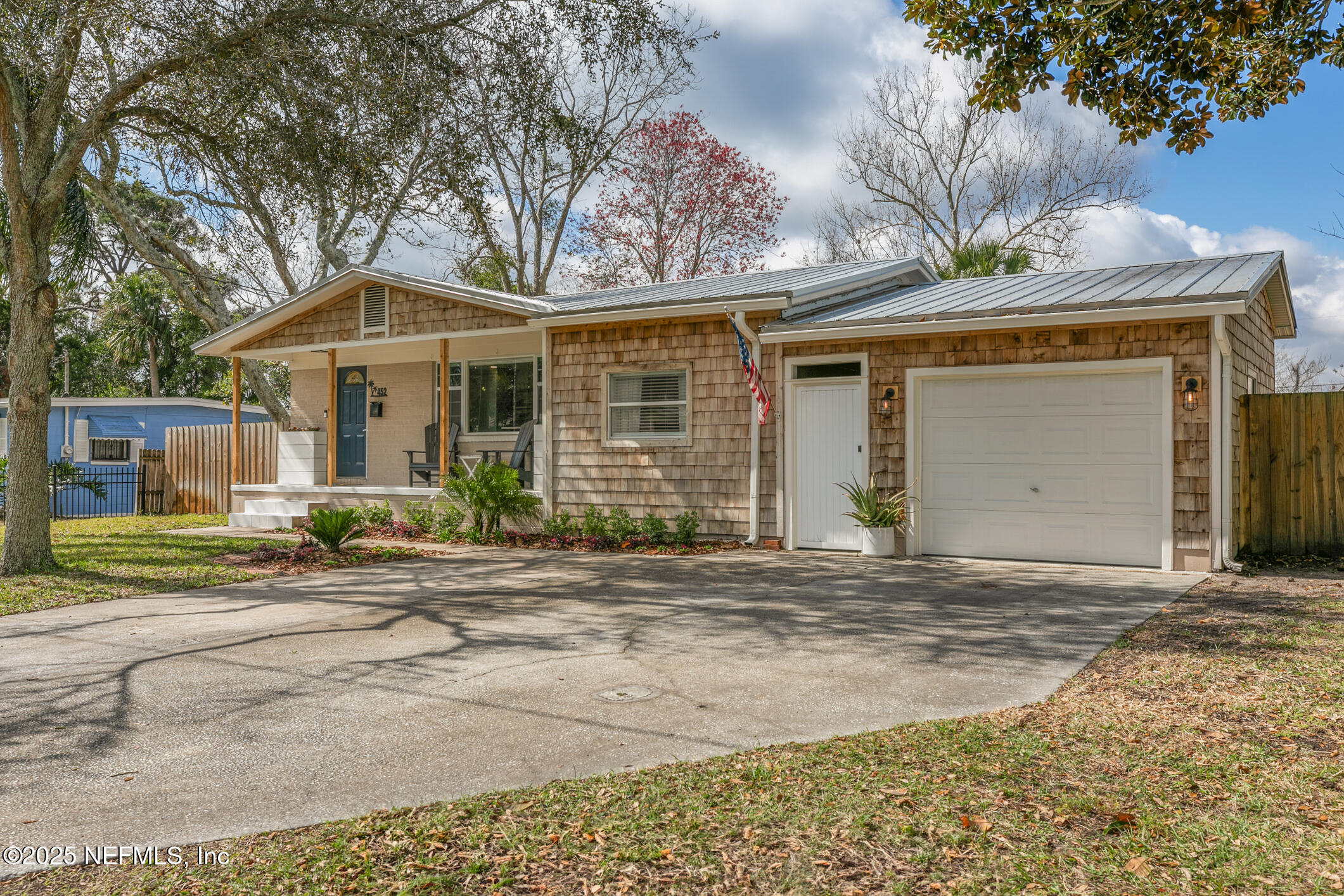 452 Sargo Road Atlantic Beach, FL 32233 - Photo 2 of 74 Front of Home