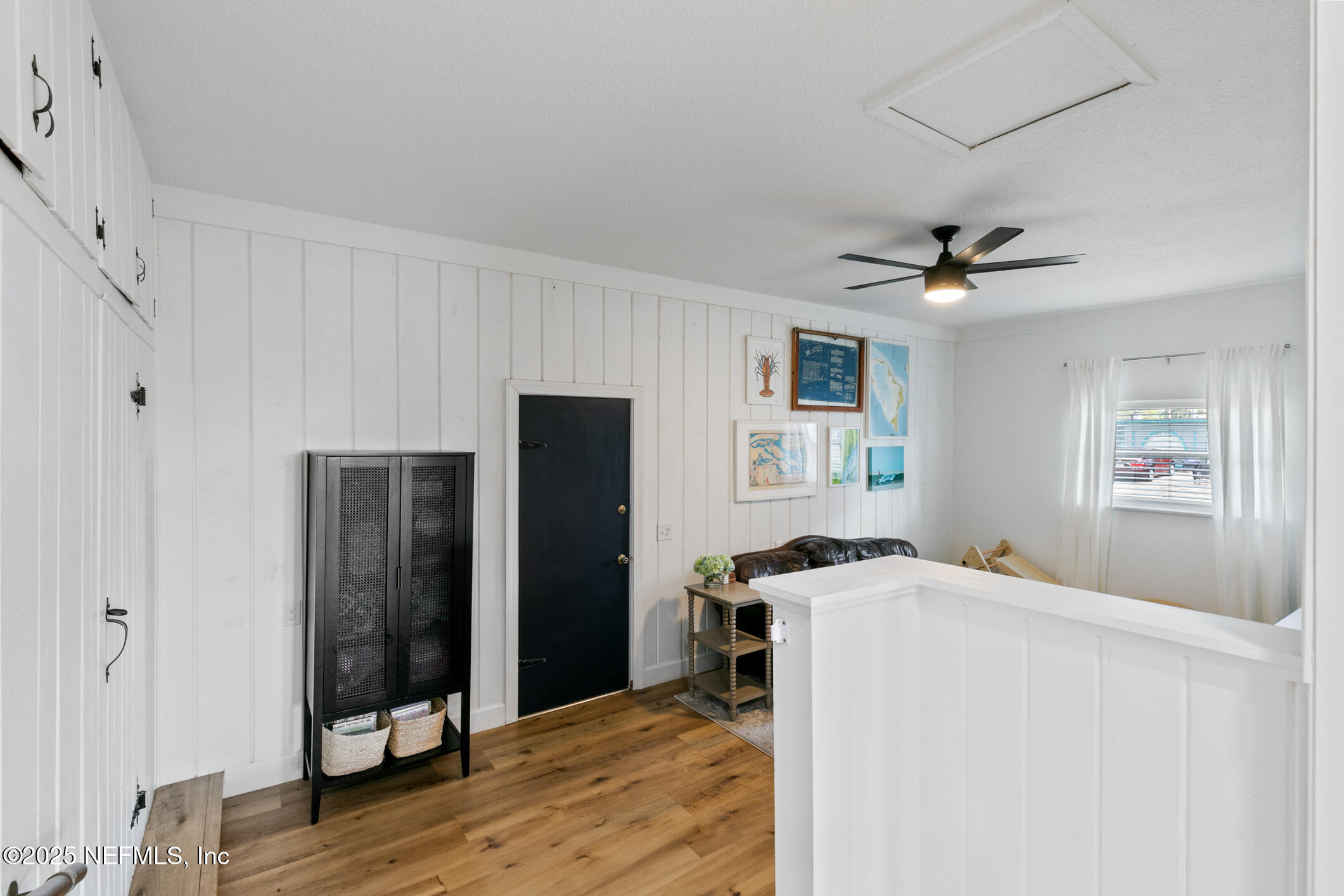 452 Sargo Road Atlantic Beach, FL 32233 - Photo 22 of 74 Living Room