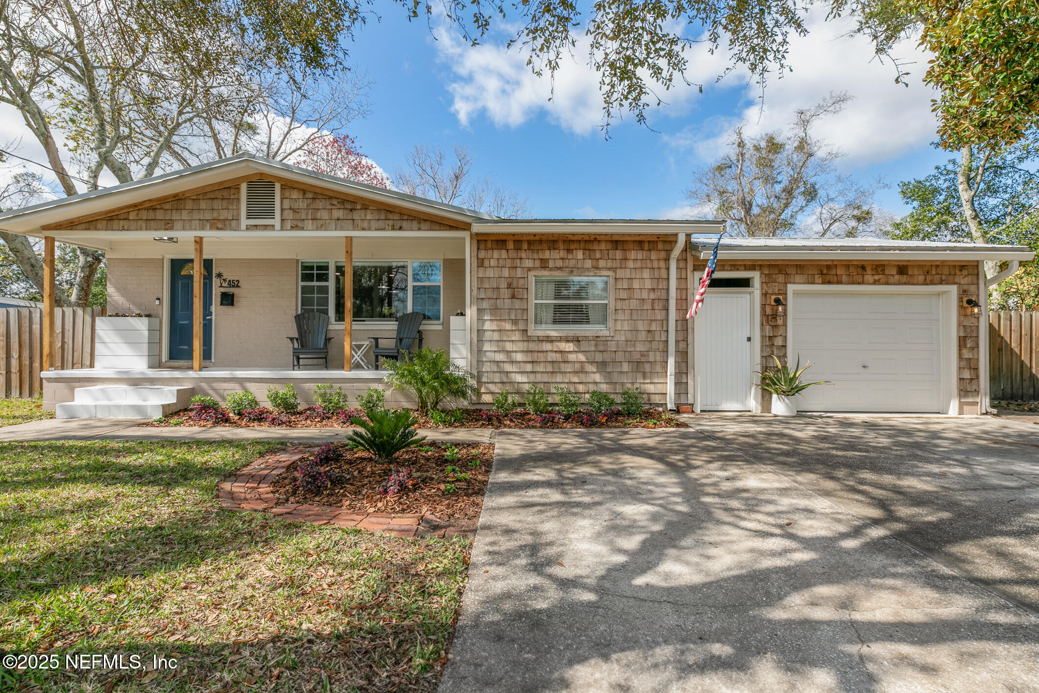 452 Sargo Road Atlantic Beach, FL 32233 - Photo 3 of 74 Front of Home
