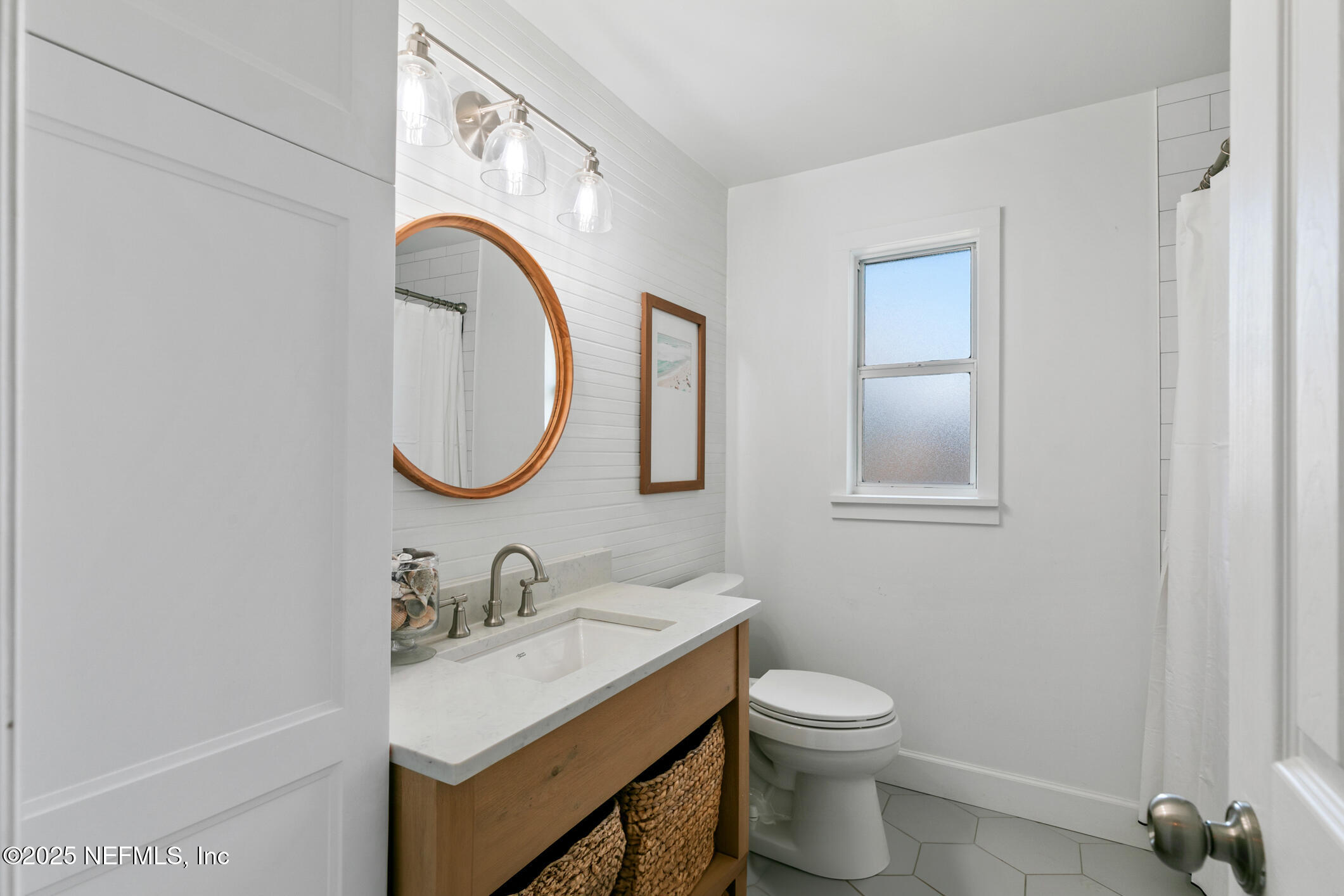 452 Sargo Road Atlantic Beach, FL 32233 - Photo 45 of 74 Guest Bathroom