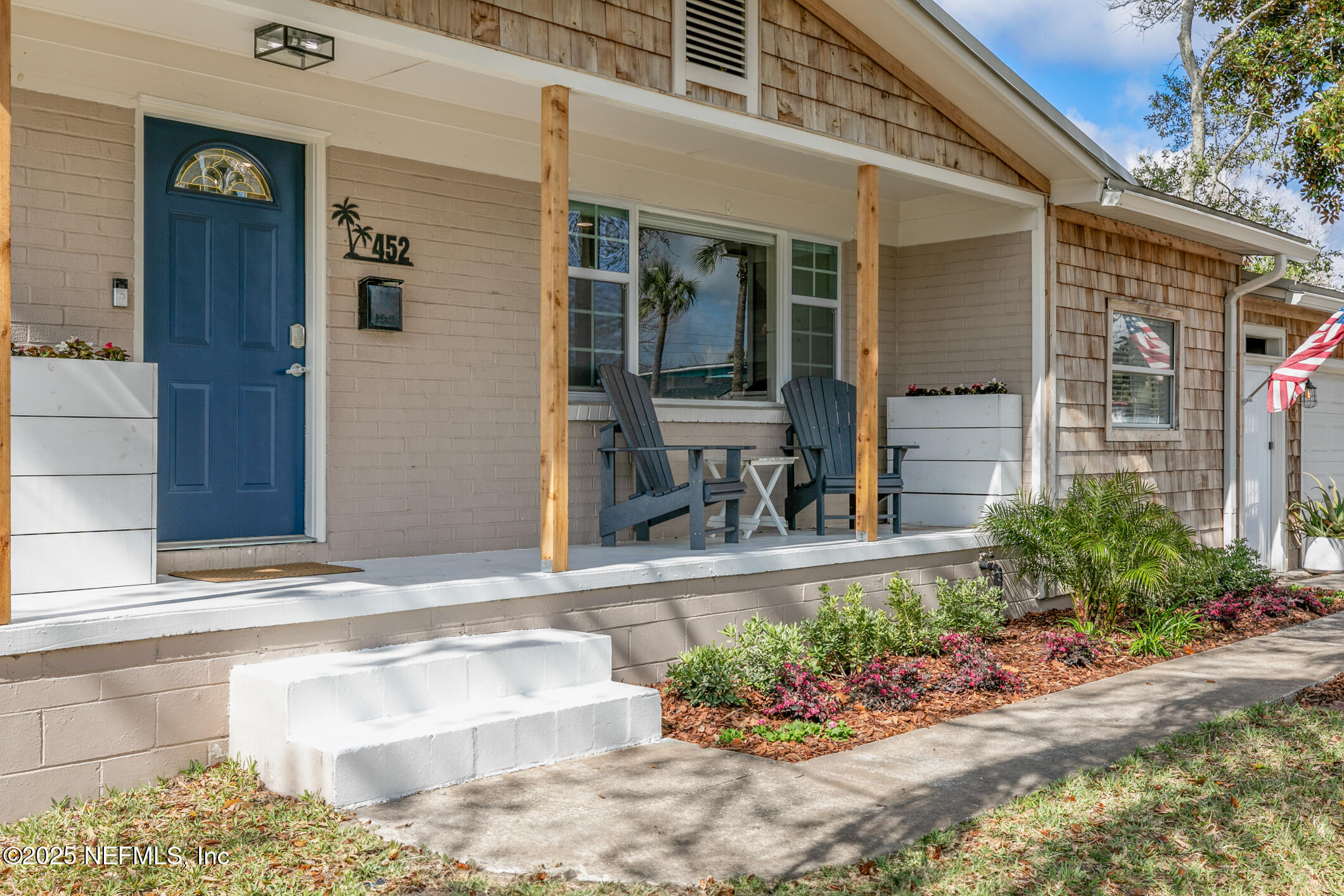 452 Sargo Road Atlantic Beach, FL 32233 - Photo 5 of 74 front view of a house