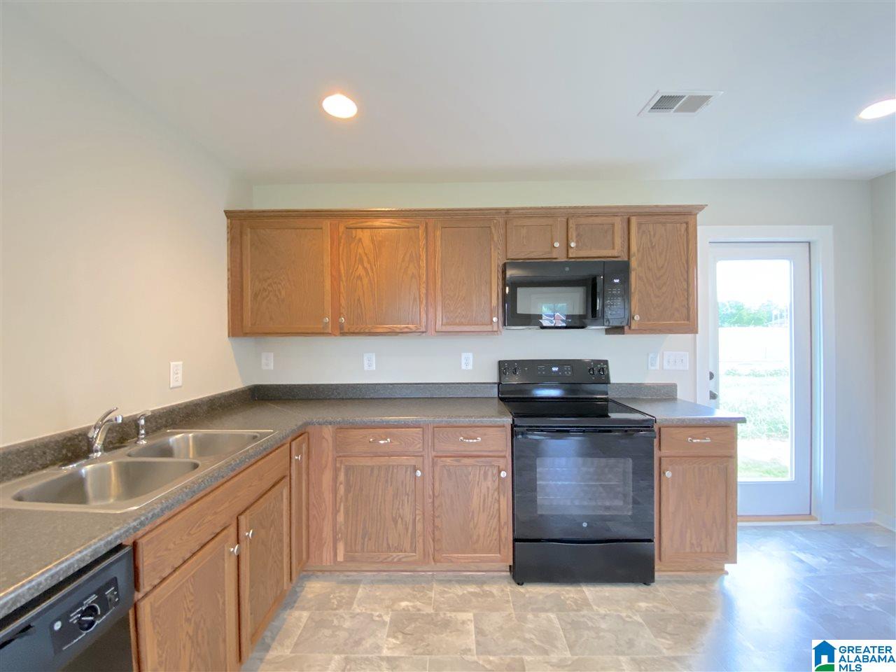 81 Moonlight Lane Talladega, AL 35160 - Photo 10 of 23