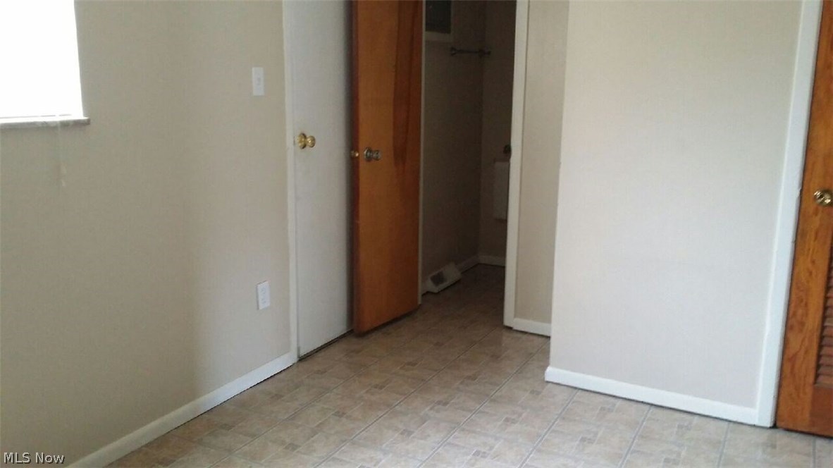 797 Babbitt Road, Unit 23 Euclid, OH 44123 - Photo 11 of 24