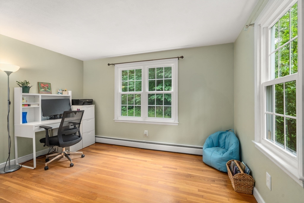 409 North Road Sudbury, MA 01776 - Photo 5 of 36