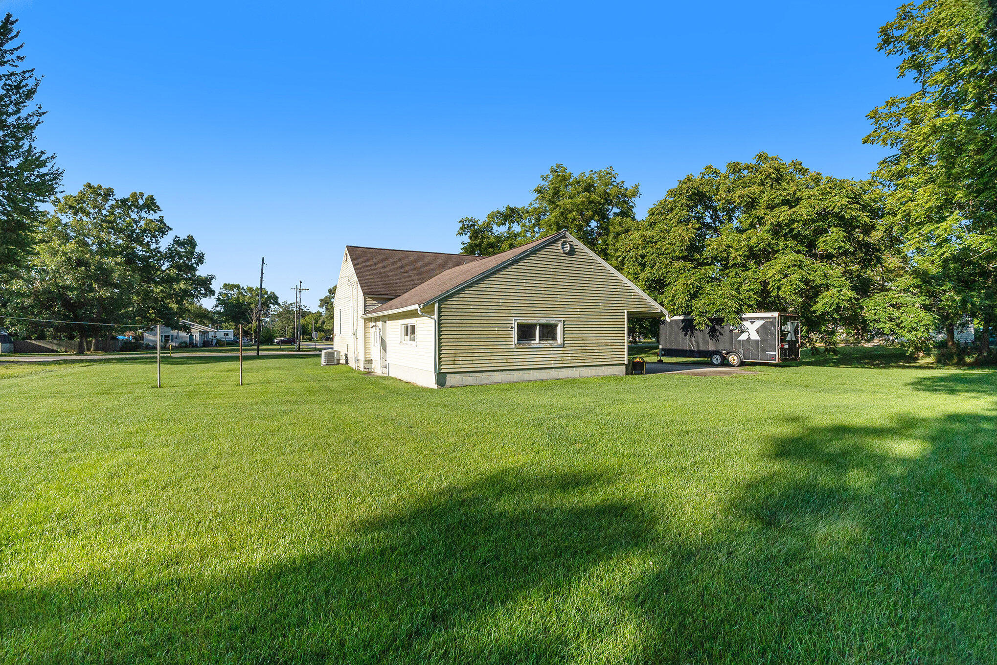 1668 Fenner Road Muskegon, MI 49445 - Photo 5 of 16 016__42a2071_386