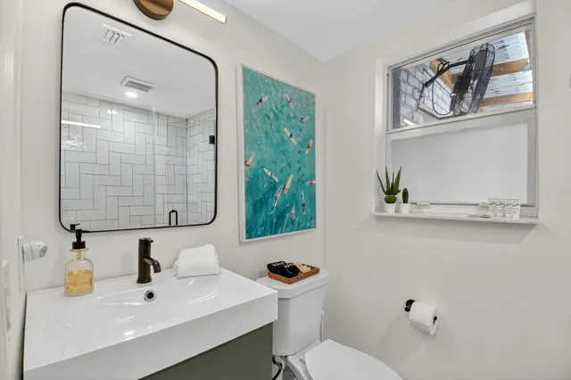 $715,000 | 1001 Northeast 16th Street, Fort Lauderdale, FL 33304