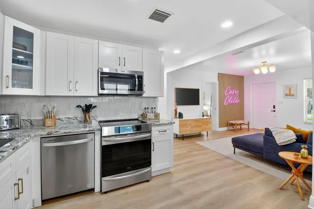 $715,000 | 1001 Northeast 16th Street, Fort Lauderdale, FL 33304