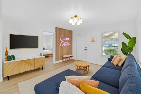 $715,000 | 1001 Northeast 16th Street, Fort Lauderdale, FL 33304