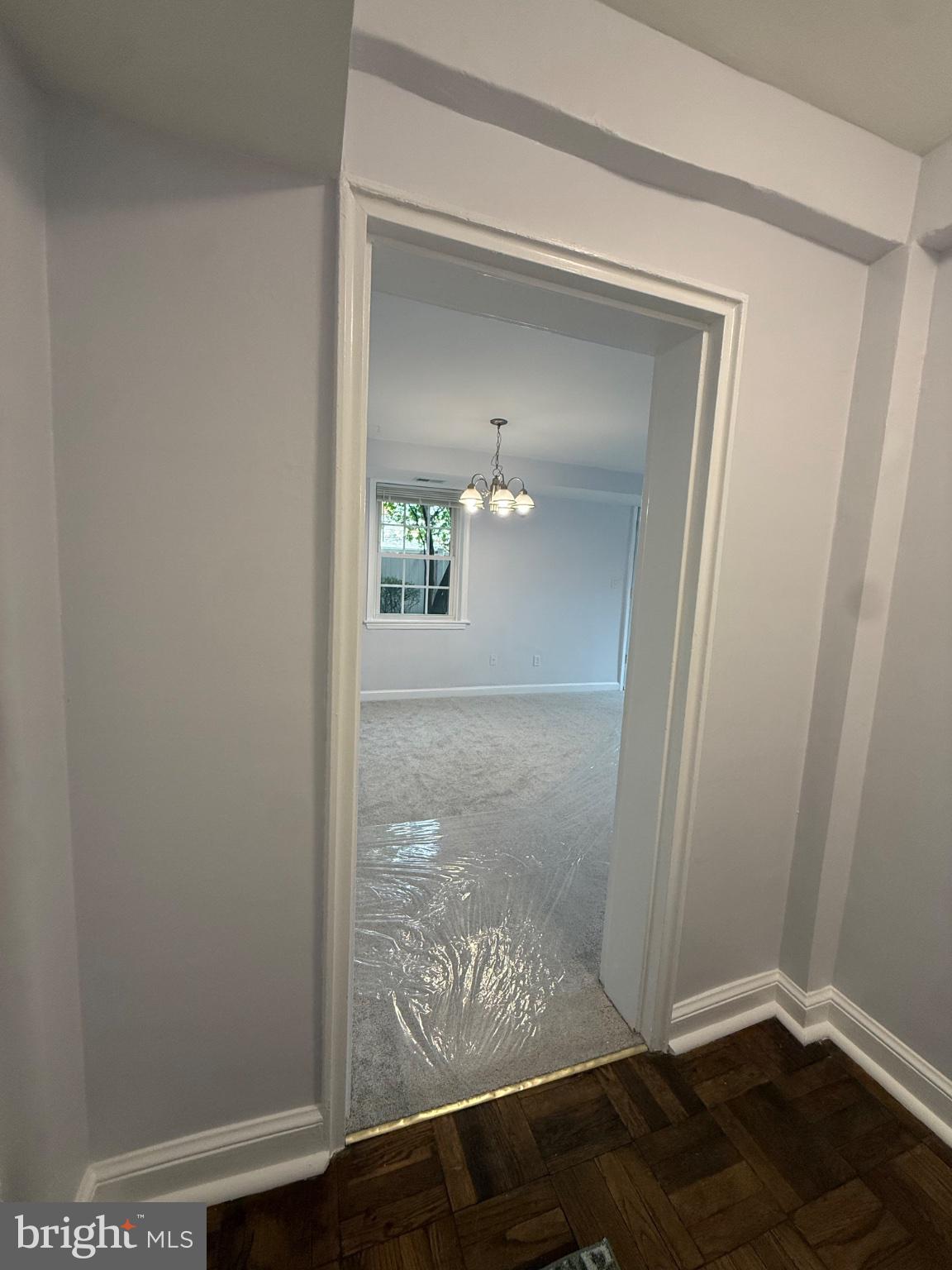 2902 13th Road South, Unit 4021 Arlington, VA 22204 - Photo 7 of 14 Inviting entry to a bright space.