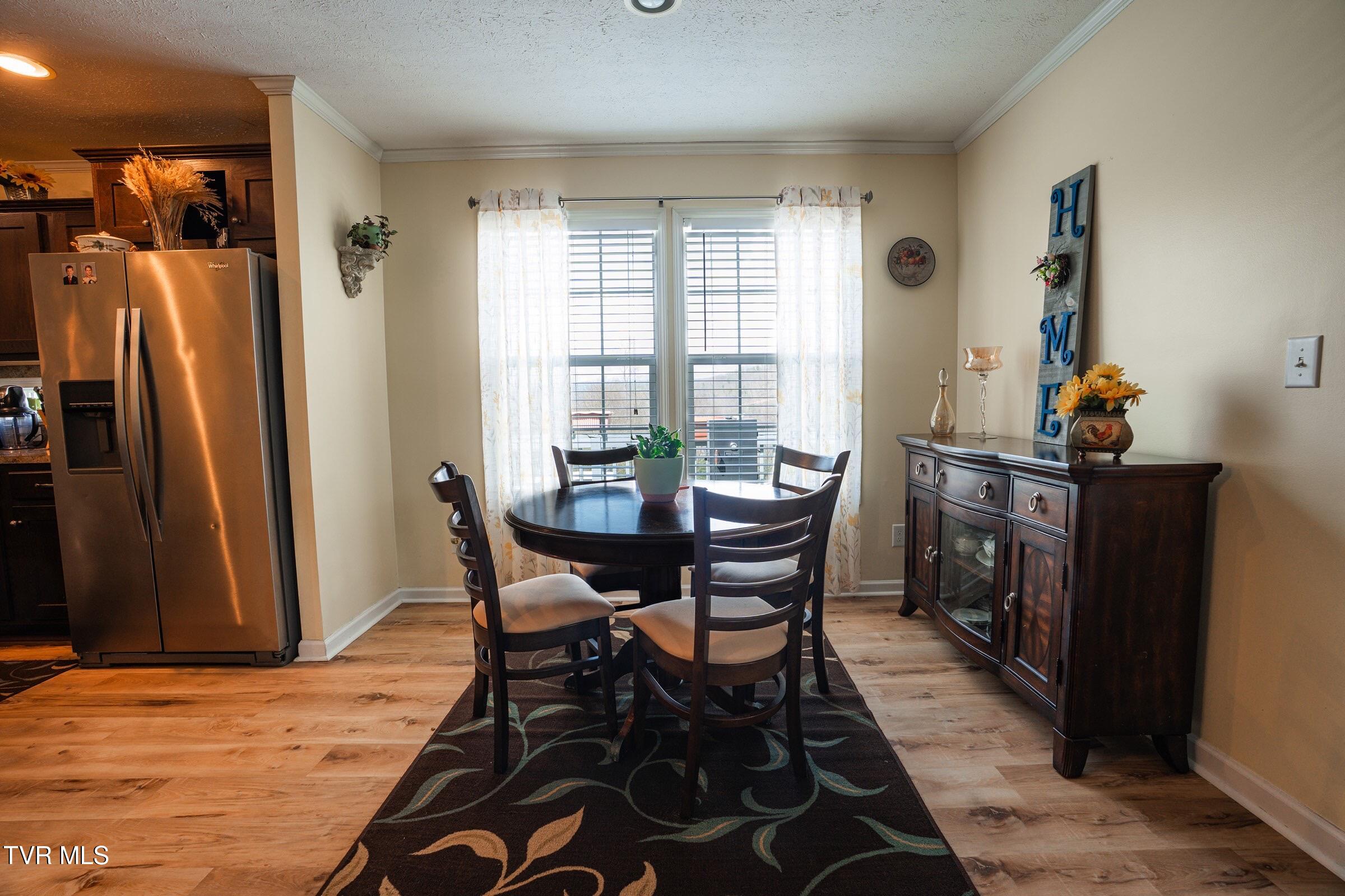 1144 Myrtle Drive Butler, TN 37640 - Photo 10 of 36 Dinning Table-compressed