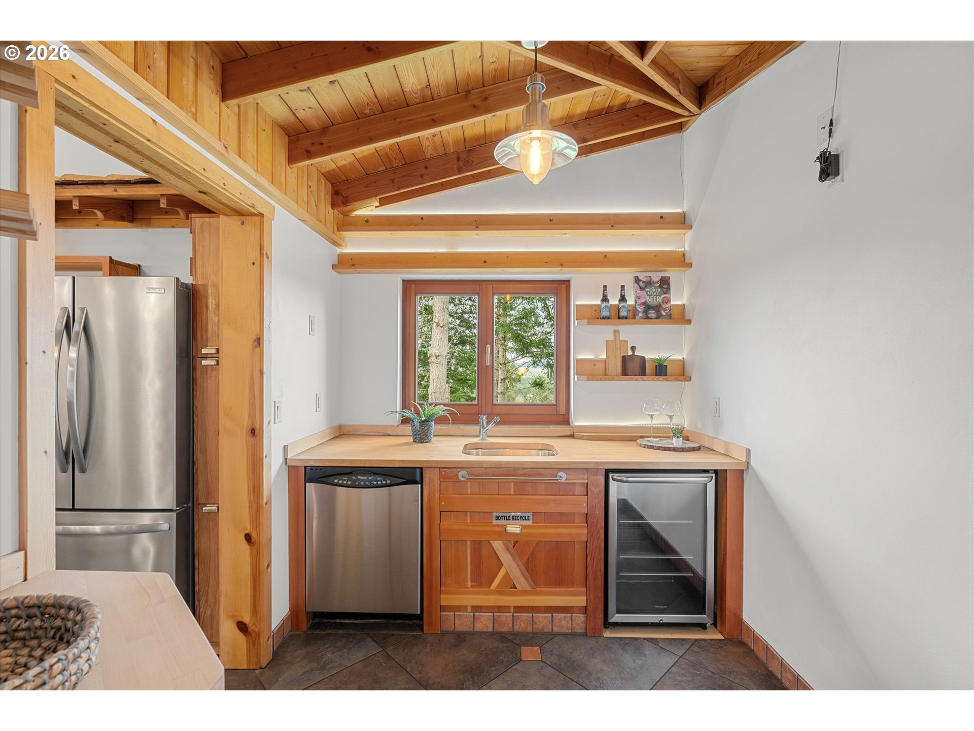 2550 Stiles Road Dallas, OR 97338 - Photo 16 of 48