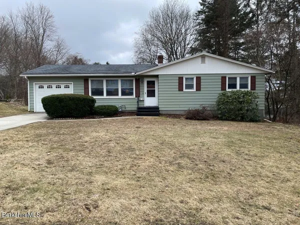 $289,900 | 18 Morningview Drive, Pittsfield, MA 01201