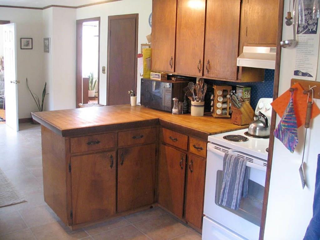 13 Weld Road Wilton, ME 04294 - Photo 5 of 13 Kitchen