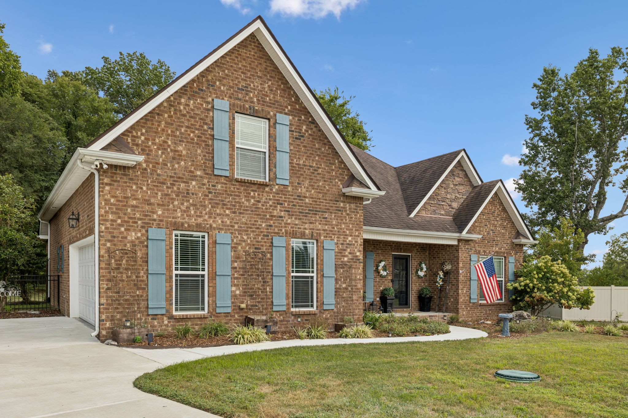323 Amazonway Ridge Murfreesboro, TN 37130 - Photo 39 of 41 a front view of a house with a yard