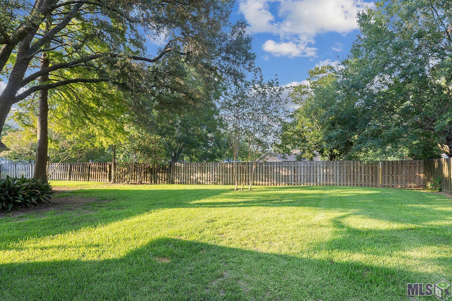 13533 Mary Edith Place Baton Rouge, LA 70809 - Photo 24 of 26 Gallery Image 24