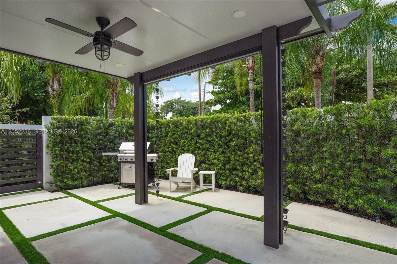 2484 Southwest 25th Street Miami, FL 33133 - Photo 38 of 48