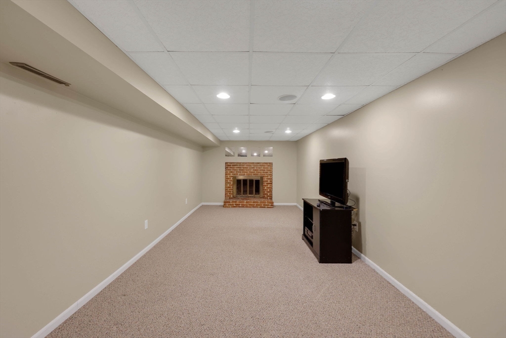 169 Chilson Road West Springfield, MA 01089 - Photo 32 of 42