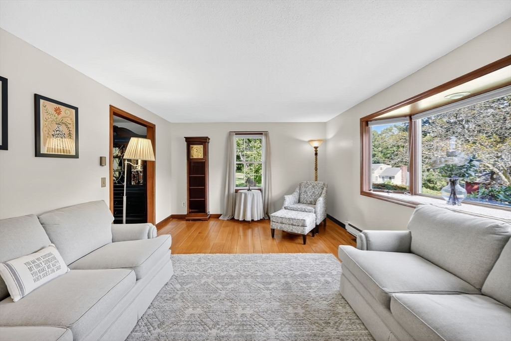 169 Chilson Road West Springfield, MA 01089 - Photo 5 of 42