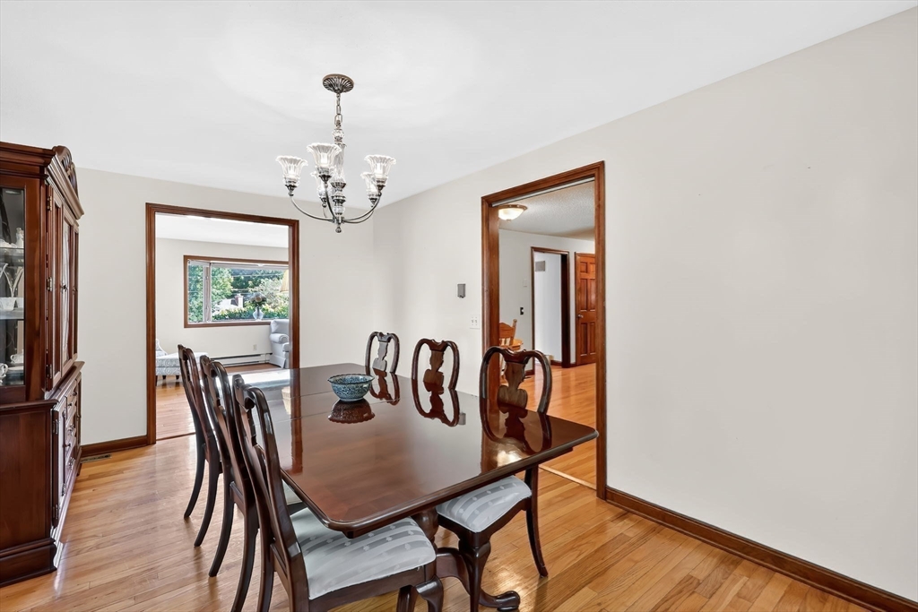 169 Chilson Road West Springfield, MA 01089 - Photo 8 of 42