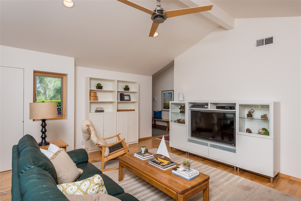 2139 Ranch View Terrace Encinitas, CA 92024 - Photo 12 of 25