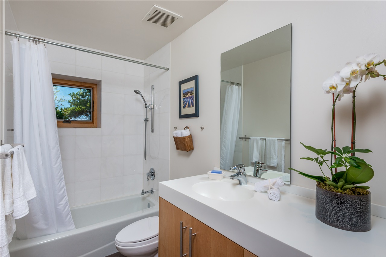 2139 Ranch View Terrace Encinitas, CA 92024 - Photo 16 of 25