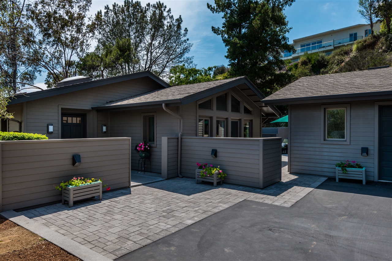 2139 Ranch View Terrace Encinitas, CA 92024 - Photo 22 of 25