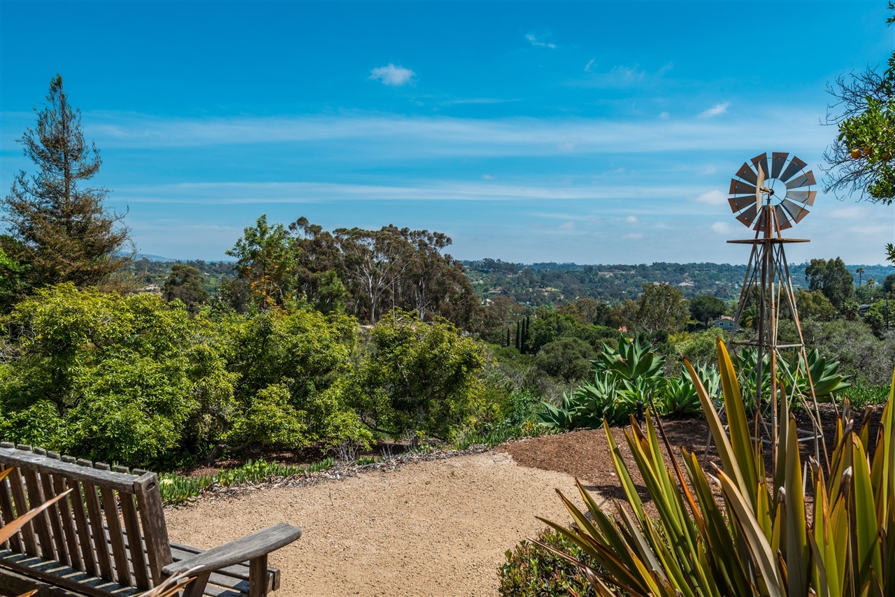 2139 Ranch View Terrace Encinitas, CA 92024 - Photo 24 of 25