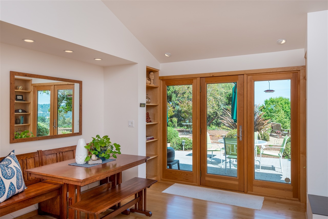 2139 Ranch View Terrace Encinitas, CA 92024 - Photo 9 of 25