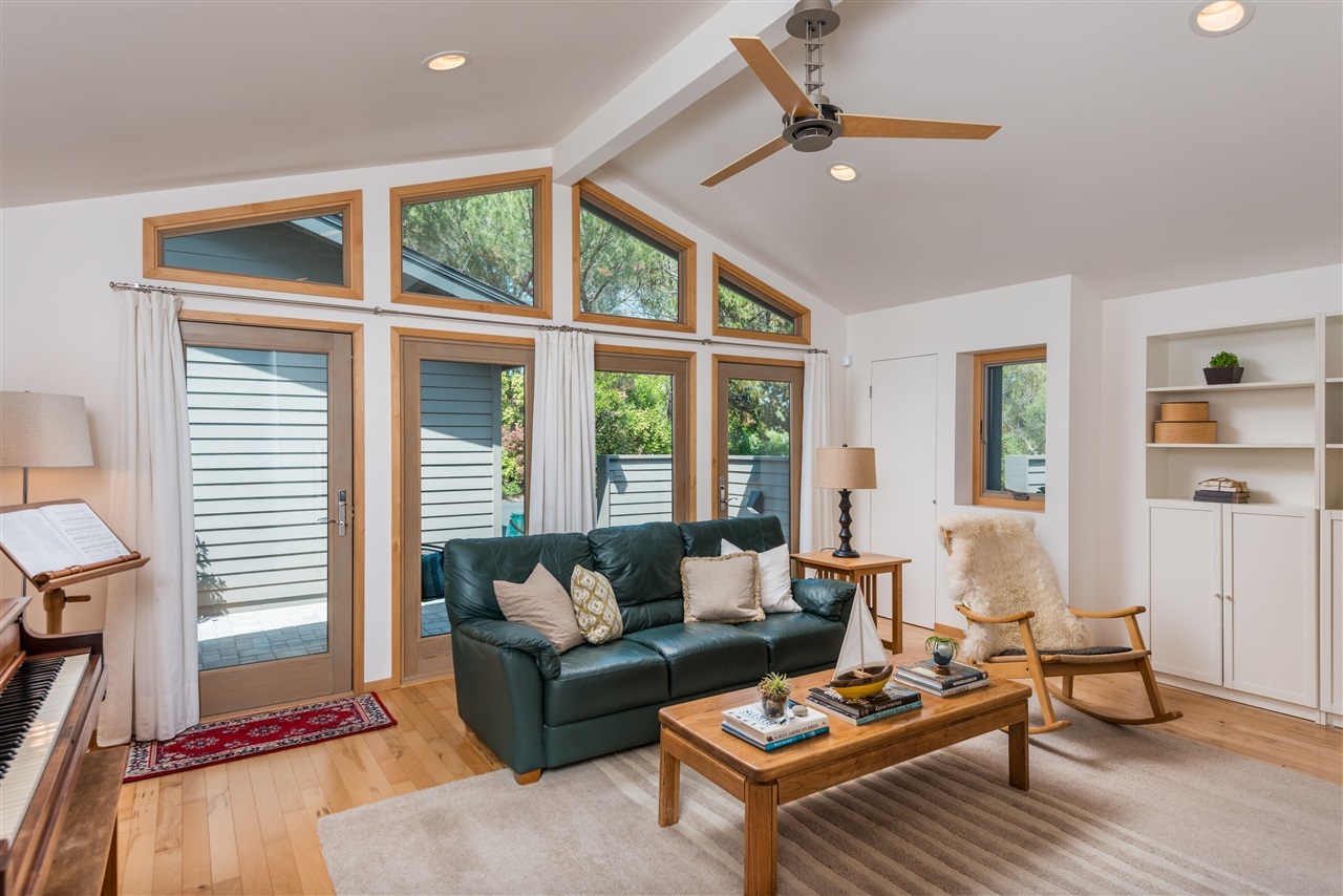 2139 Ranch View Terrace Encinitas, CA 92024 - Photo 10 of 25