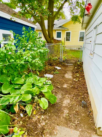 $140,000 | 917 West Barnes Avenue, Lansing, MI 48910