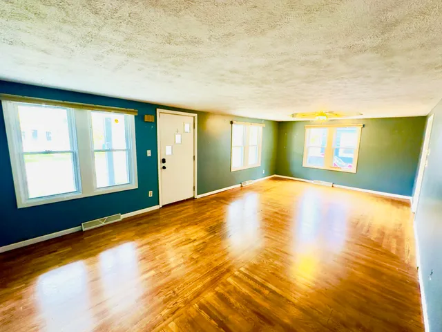 $140,000 | 917 West Barnes Avenue, Lansing, MI 48910