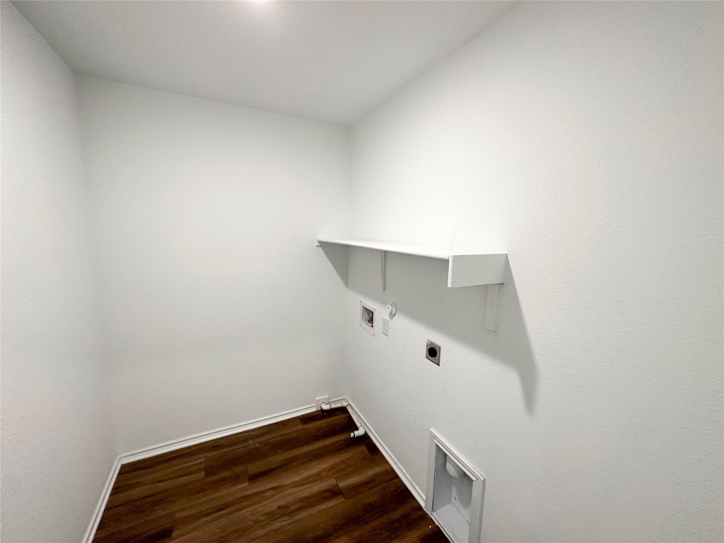 925 Duskywing Way Georgetown, TX 78626 - Photo 22 of 28 Laundry room located upstairs for ease of access