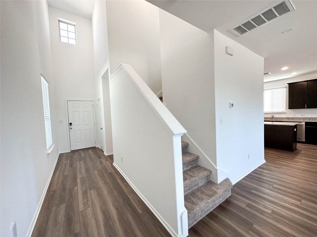 925 Duskywing Way Georgetown, TX 78626 - Photo 5 of 28 Bright and soaring entry way