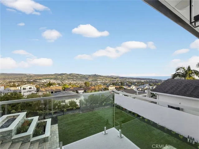 $2,649,990 | 33072 Mesa Vista Drive, Dana Point, CA 92629