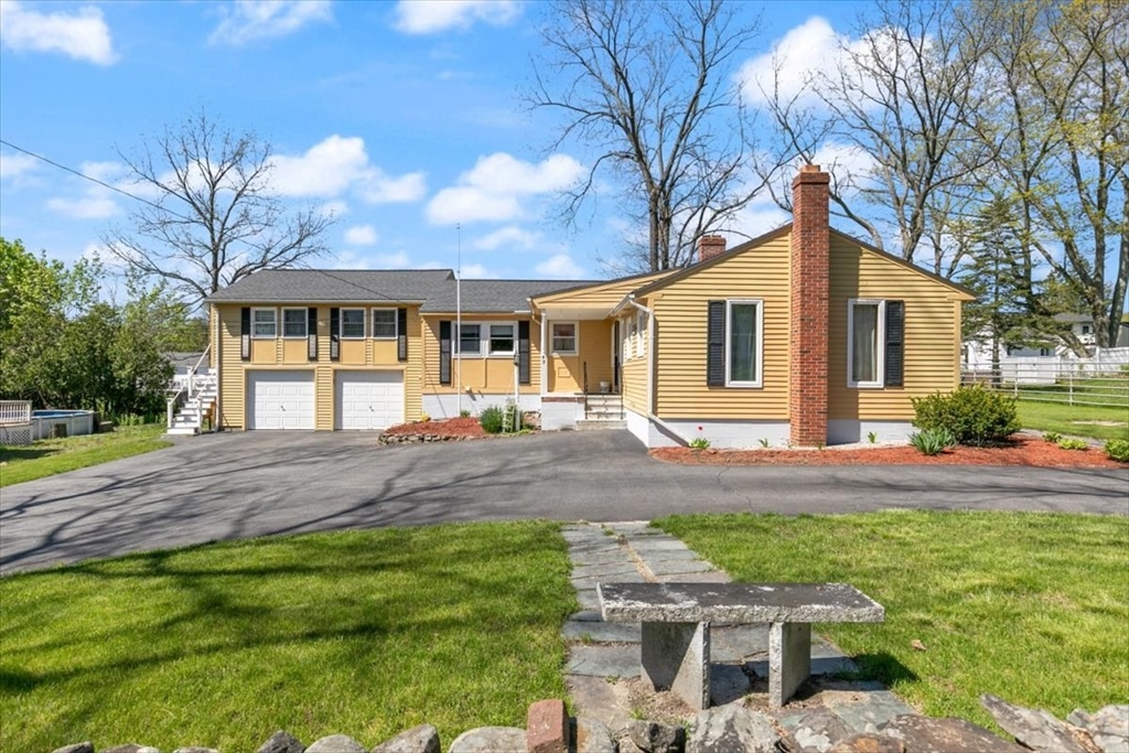 43 Old Rockingham Road Salem, NH 03079 - Photo 2 of 30 Gallery Image 2