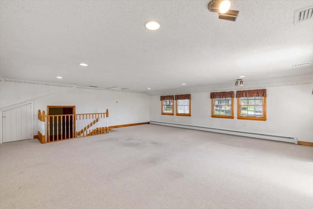43 Old Rockingham Road Salem, NH 03079 - Photo 24 of 30 Gallery Image 24