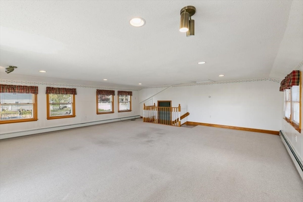 43 Old Rockingham Road Salem, NH 03079 - Photo 26 of 30 Gallery Image 26