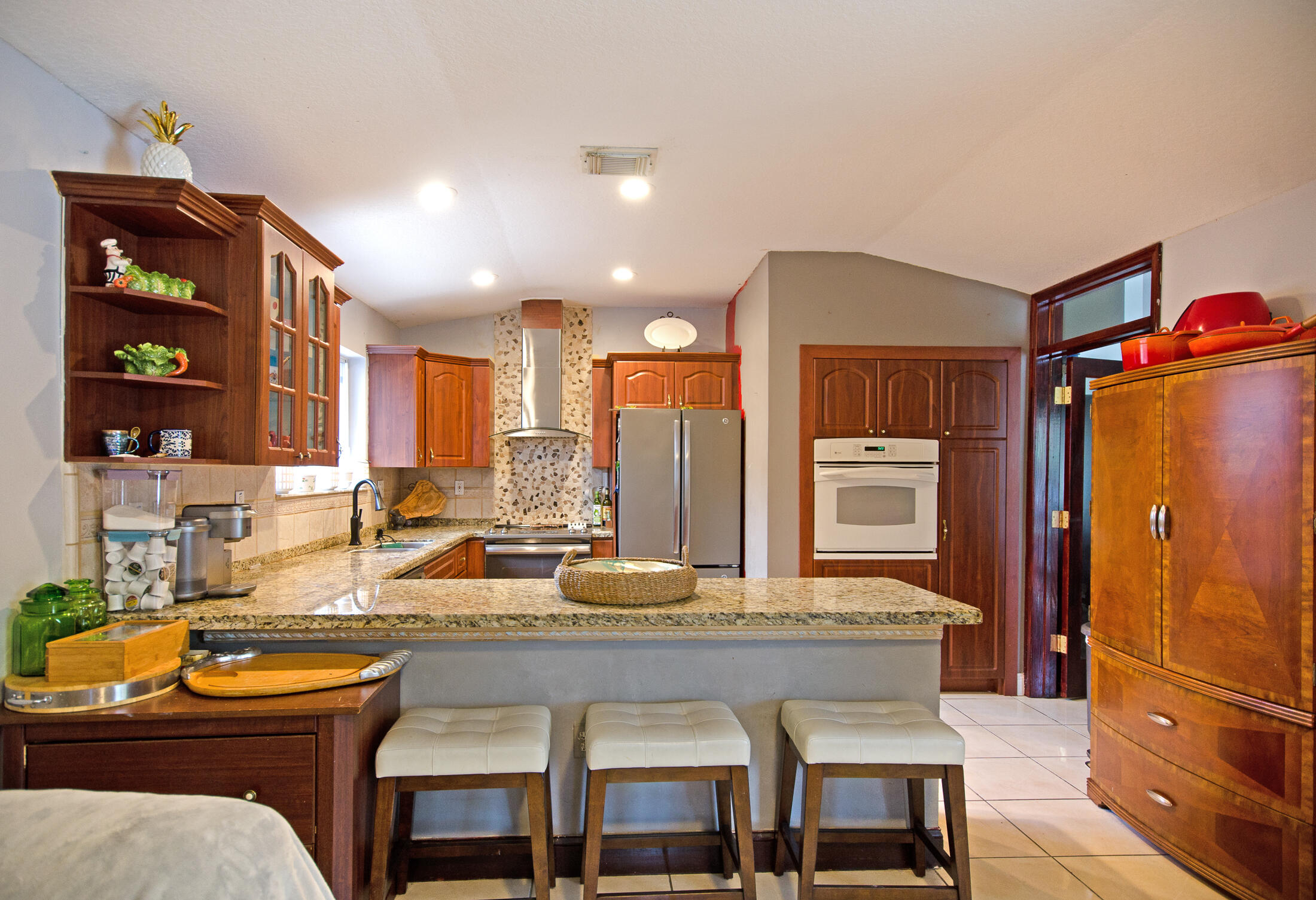 18324 Southwest 149th Place Miami, FL 33187 - Photo 19 of 30 kitchen 1
