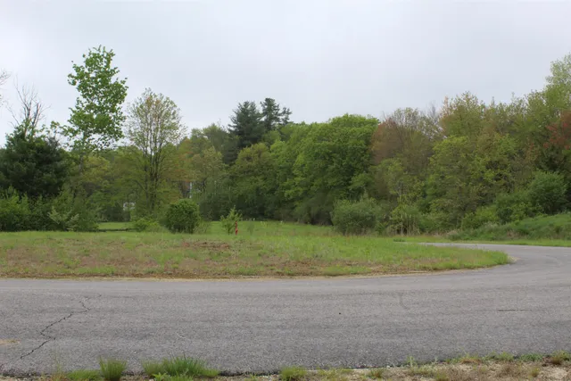 $3,200,000 | 6-18 Mary Anthony Drive, Salem, NH 03079