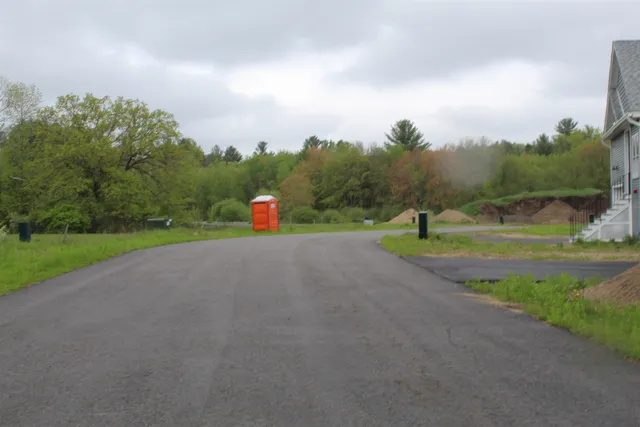 $3,200,000 | 6-18 Mary Anthony Drive, Salem, NH 03079